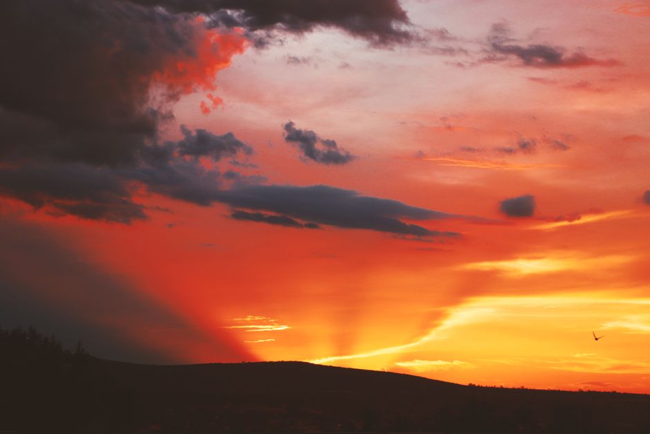 Stunning sunset casting dramatic colors over La Piedad, Mexico, with a scenic view of the sky.